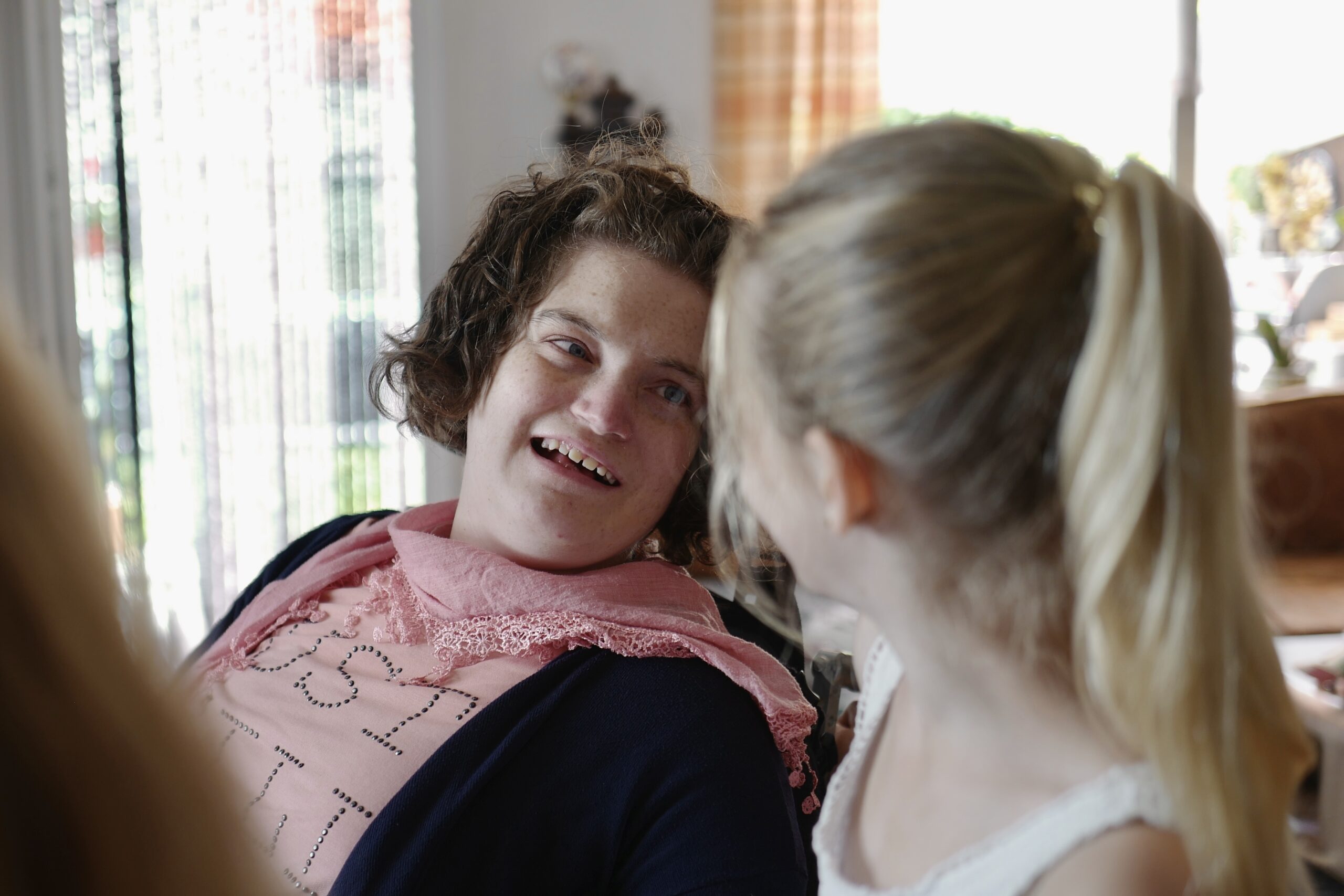 Ehrenamtliche im Kinderhospizdienst (insb. RUF24, Begleitung von Familien, Öffentlichkeitsarbeit)