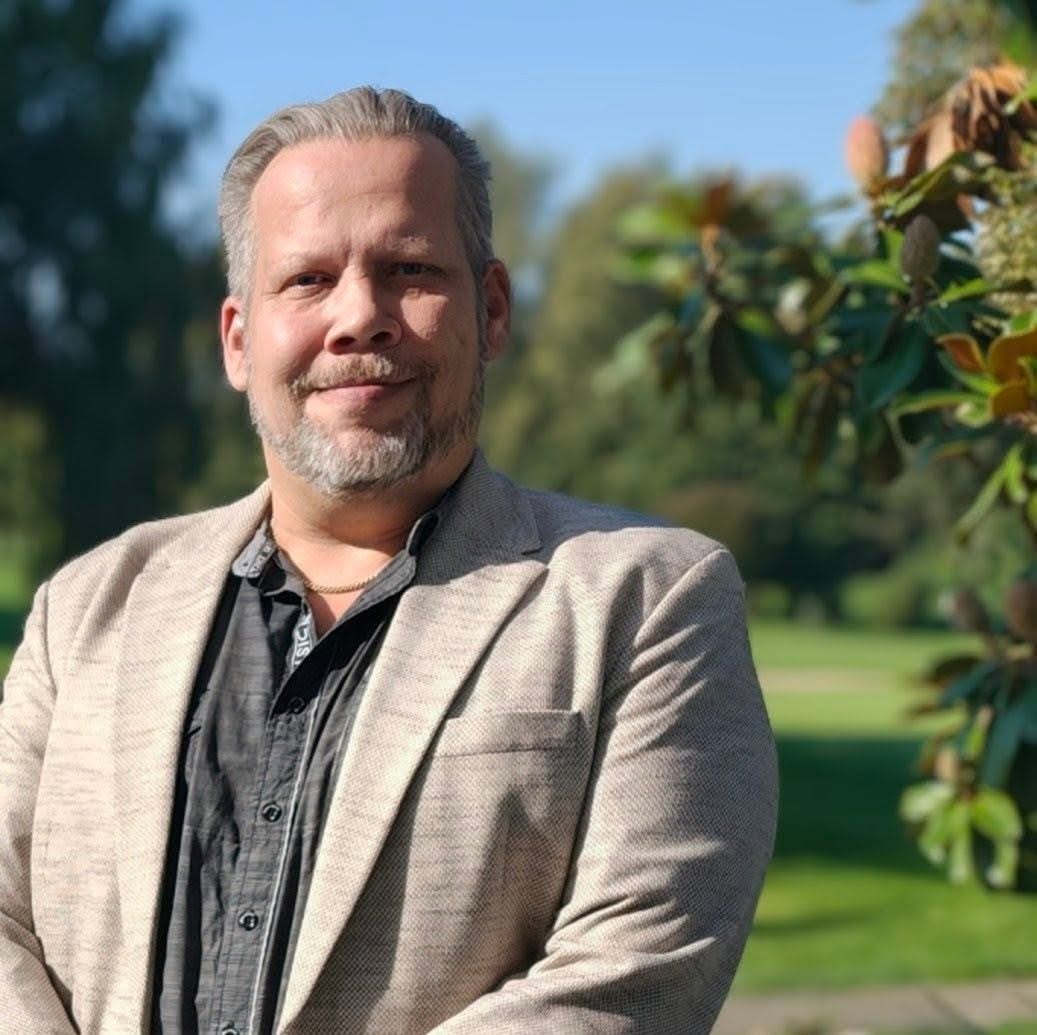 Dr. Sebastian Honert